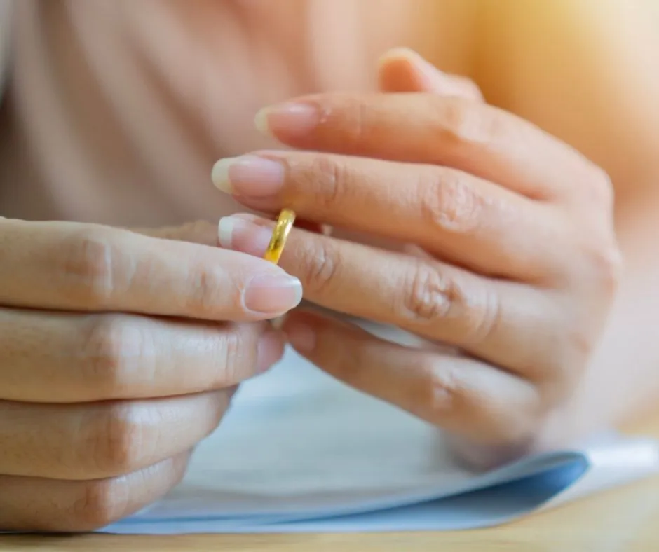 can you divorce without splitting assets